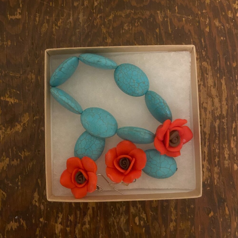 bracelet and earring set